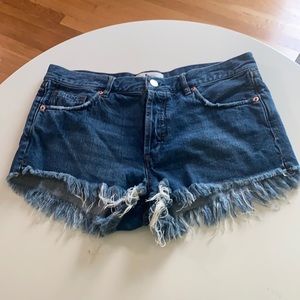 Women’s We The Free frayed jean shorts
